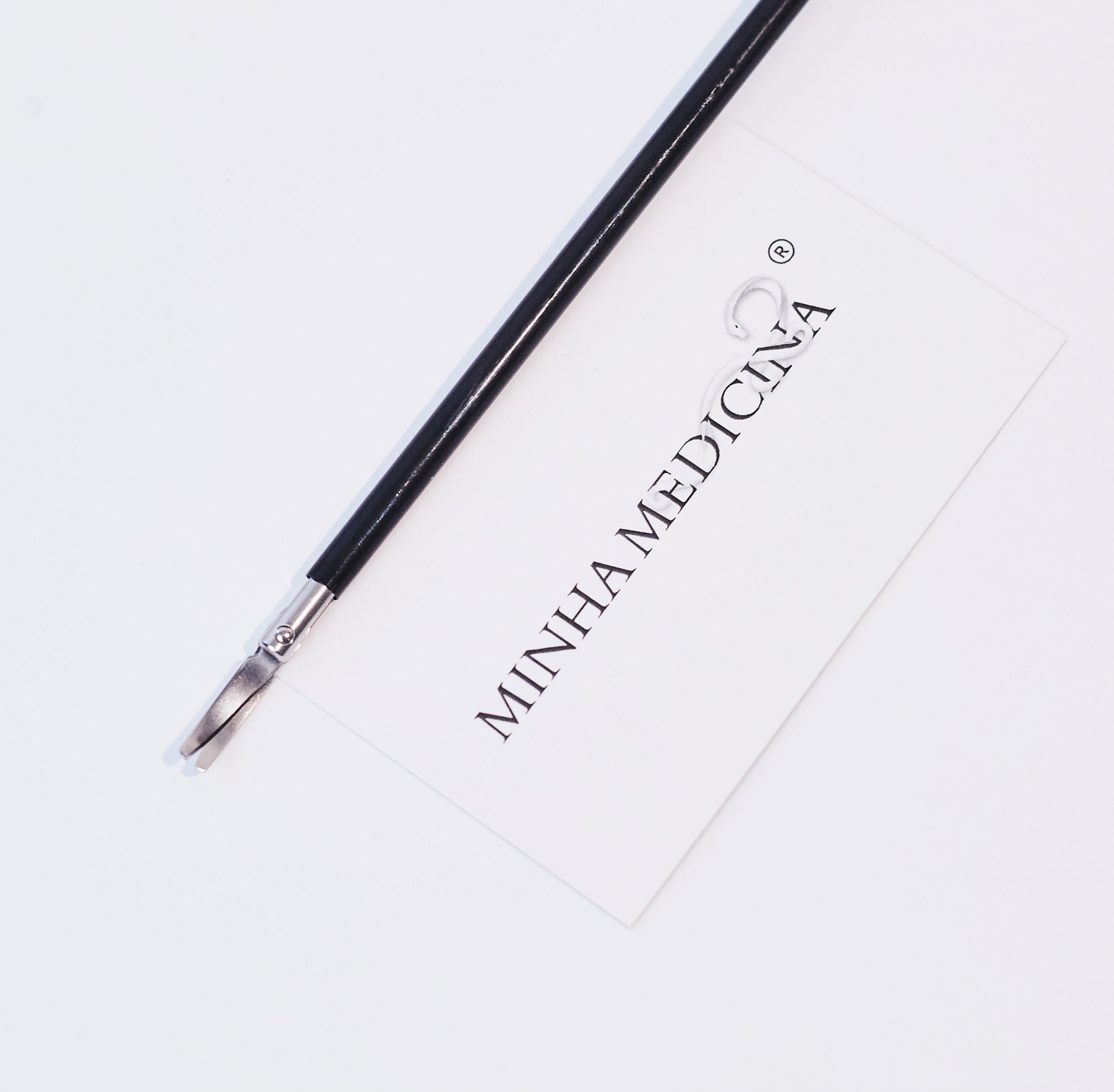 Instrumento de Laparoscopia Tesoura Curva para estudantes de medicina e prática em simuladores